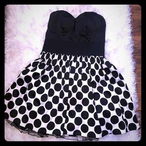 SPEECHLESS Strapless black and white Polka Dot Dress/size M - Picture 3 of 7